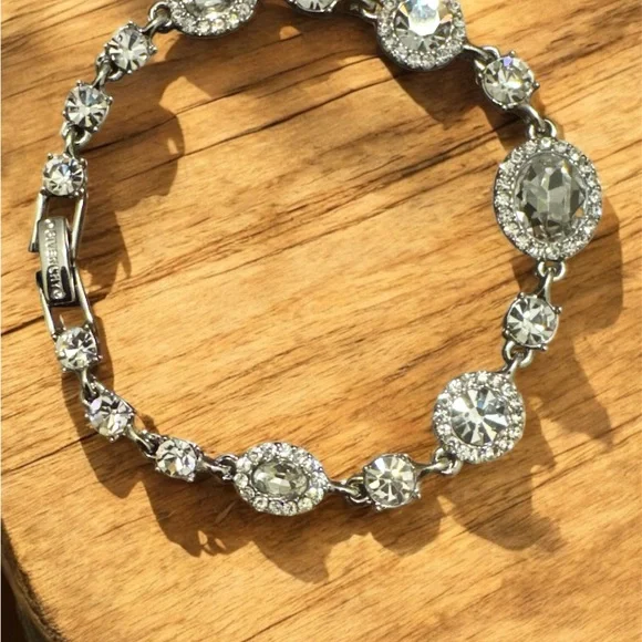 Givenchy silver bracelet - Picture 2 of 2